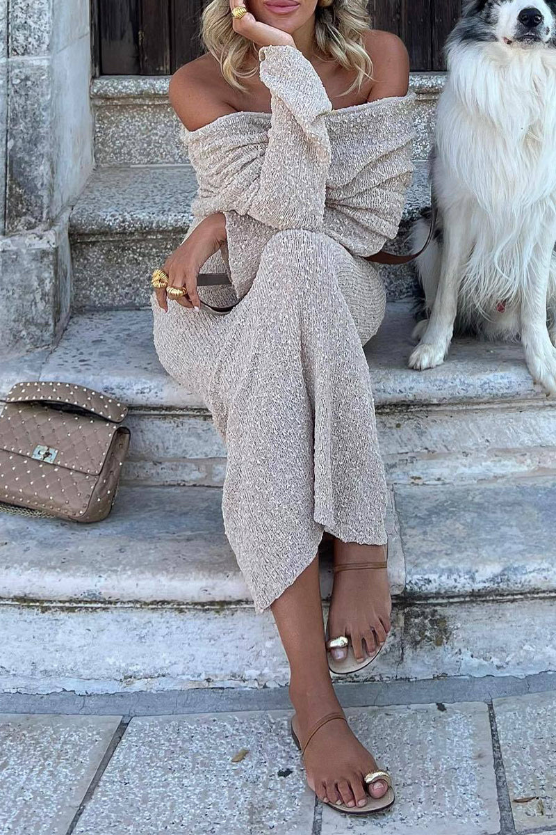 Gracefully Styled Garment for Any Occasion