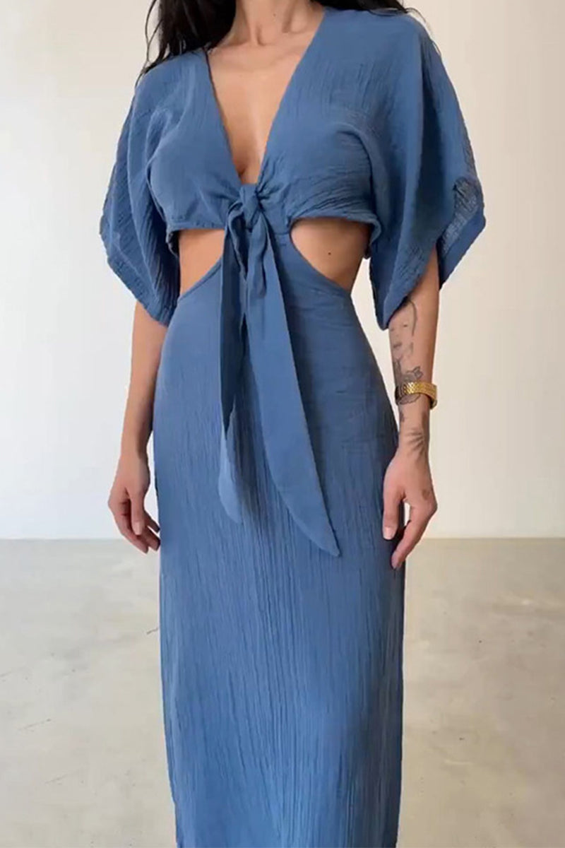 Beautifully Finished Dress in a Timeless Design