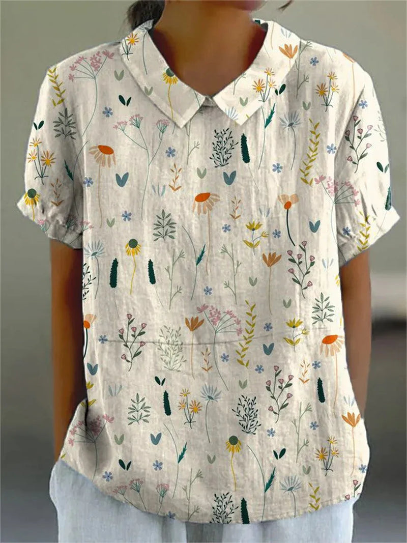 Classic Vintage Blouse with a Flattering Fit