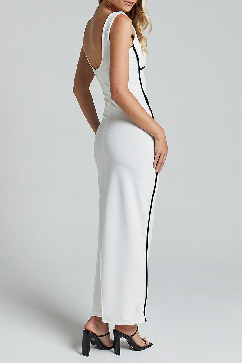 Well Tailored Dress with a Graceful Silhouette