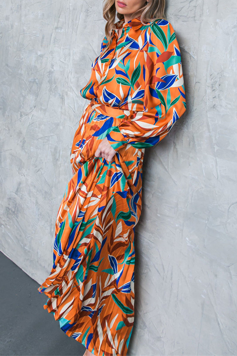 Effortlessly Elegant Garment with a Timeless Design