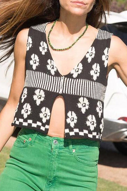 A Vintage Style Top with Delicate Timeless Details