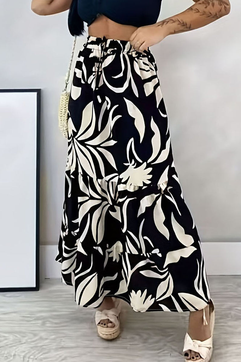 Elegantly Styled Trousers for Everyday Wear
