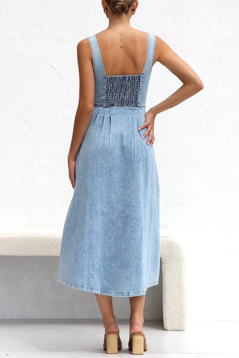 Polished Dress with an Effortless Classic Look