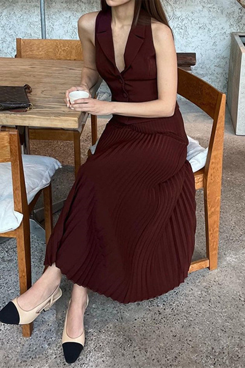 Beautifully Finished Garment in a Timeless Design