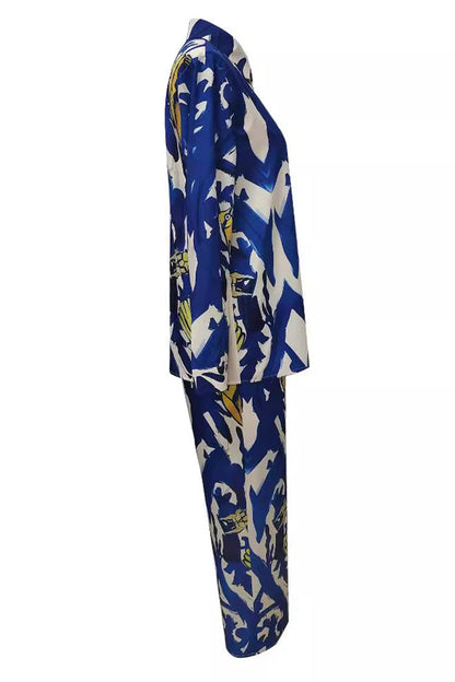 Classic Vintage Garment with a Flattering Fit