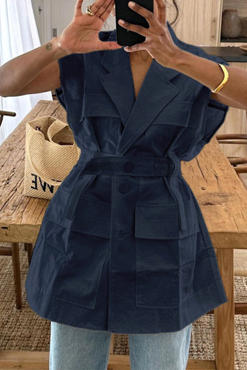 Well Tailored Blouse with a Graceful Silhouette