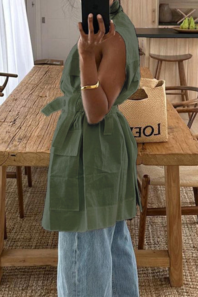 Well Tailored Blouse with a Graceful Silhouette