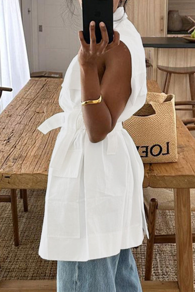 Well Tailored Blouse with a Graceful Silhouette