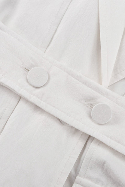 Well Tailored Blouse with a Graceful Silhouette