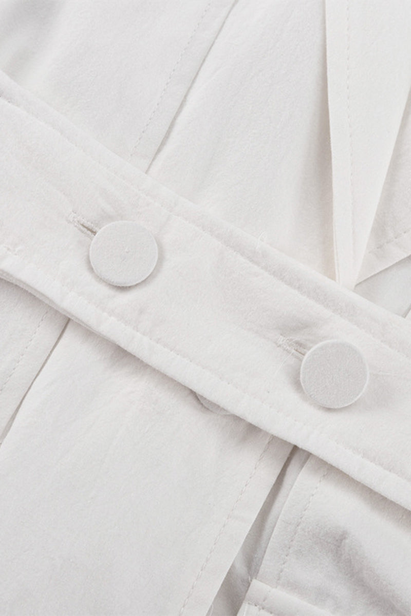 Well Tailored Blouse with a Graceful Silhouette