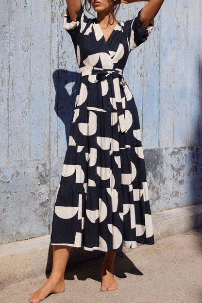 Sophisticated Dress with a Clean Classic Look