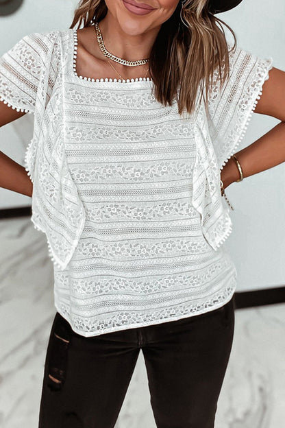 Well Tailored Top with a Graceful Silhouette