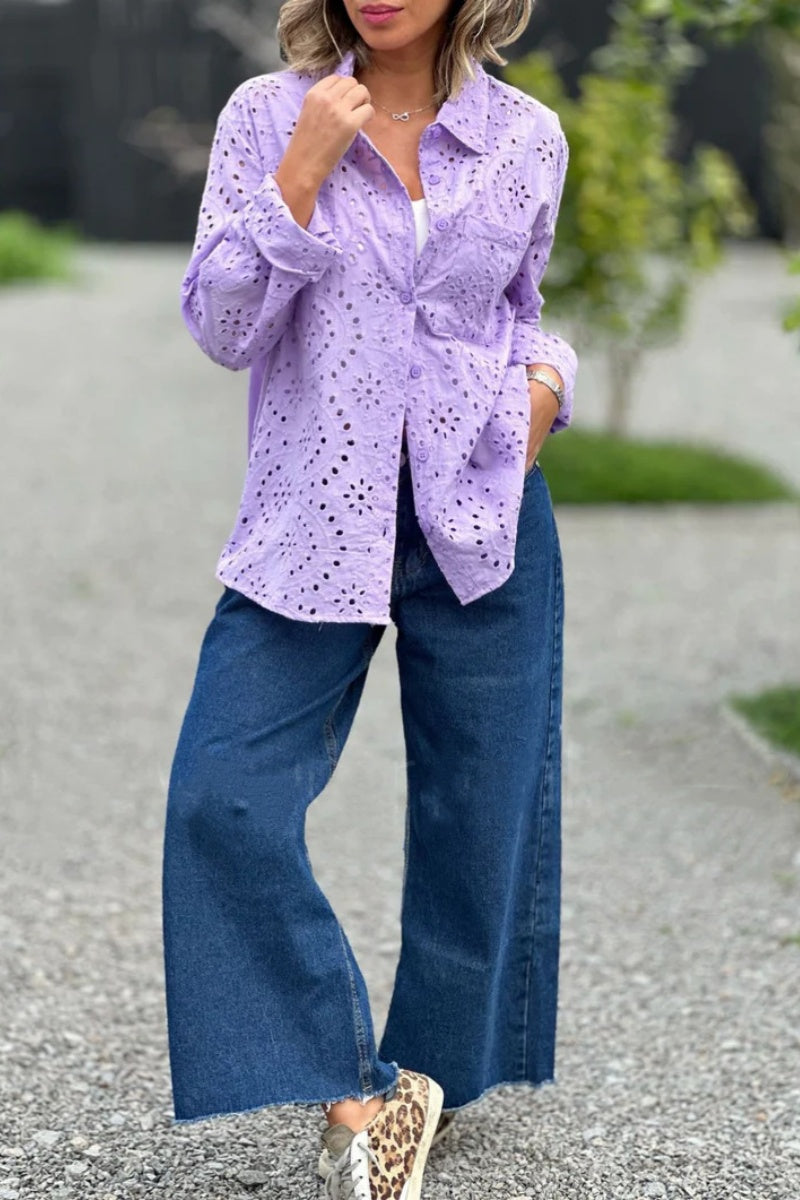 Effortlessly Elegant Top with a Timeless Design