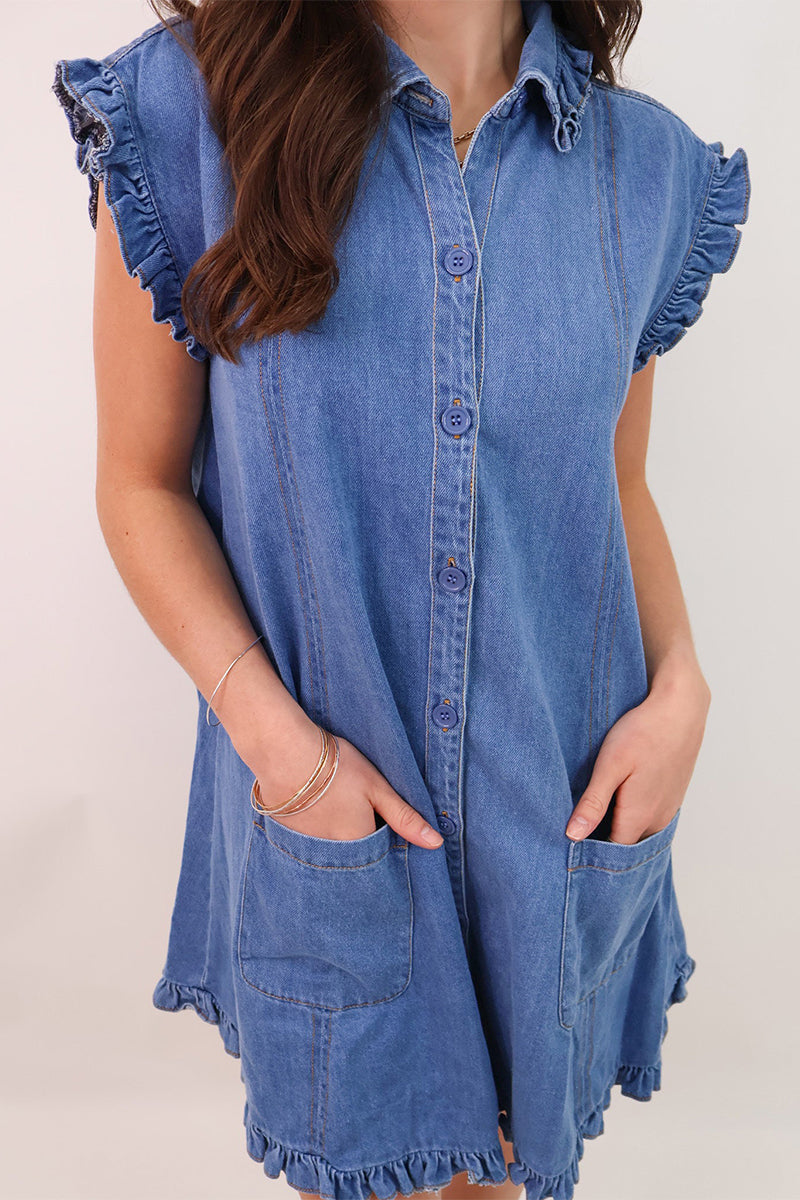 Classic Vintage Dress with a Flattering Fit