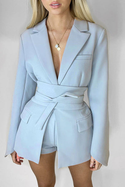 Effortlessly Elegant Garment with a Timeless Design