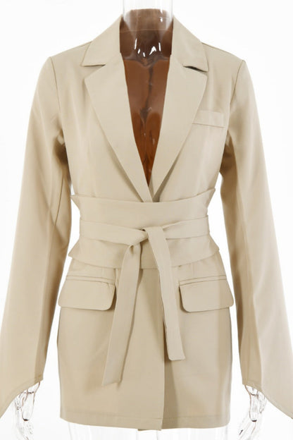 Effortlessly Elegant Garment with a Timeless Design