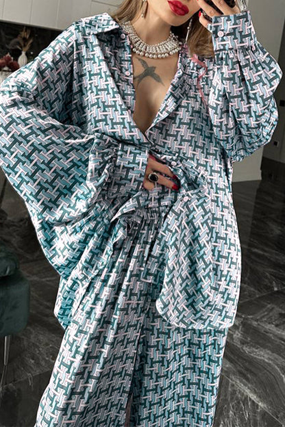 Well Tailored Garment with a Graceful Silhouette
