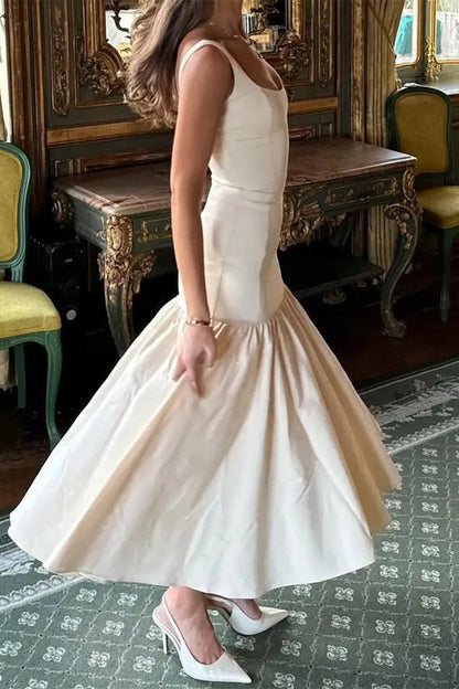 A Vintage Style Dress with Delicate Timeless Details