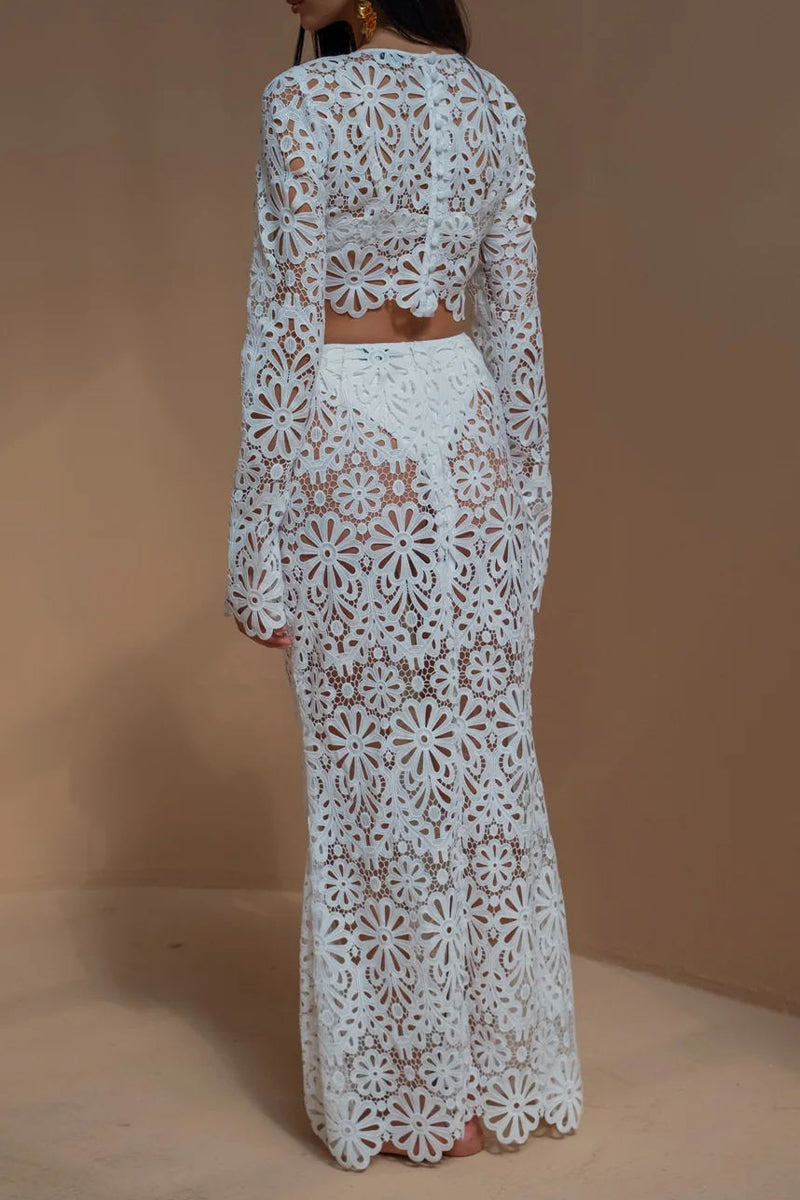 Gracefully Styled Garment for Any Occasion