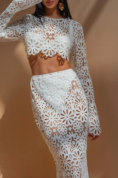 Gracefully Styled Garment for Any Occasion