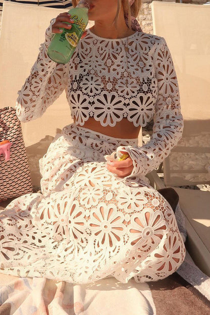 Gracefully Styled Garment for Any Occasion