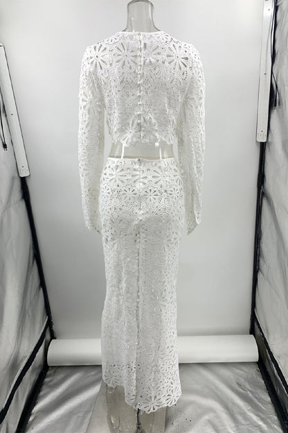 Gracefully Styled Garment for Any Occasion