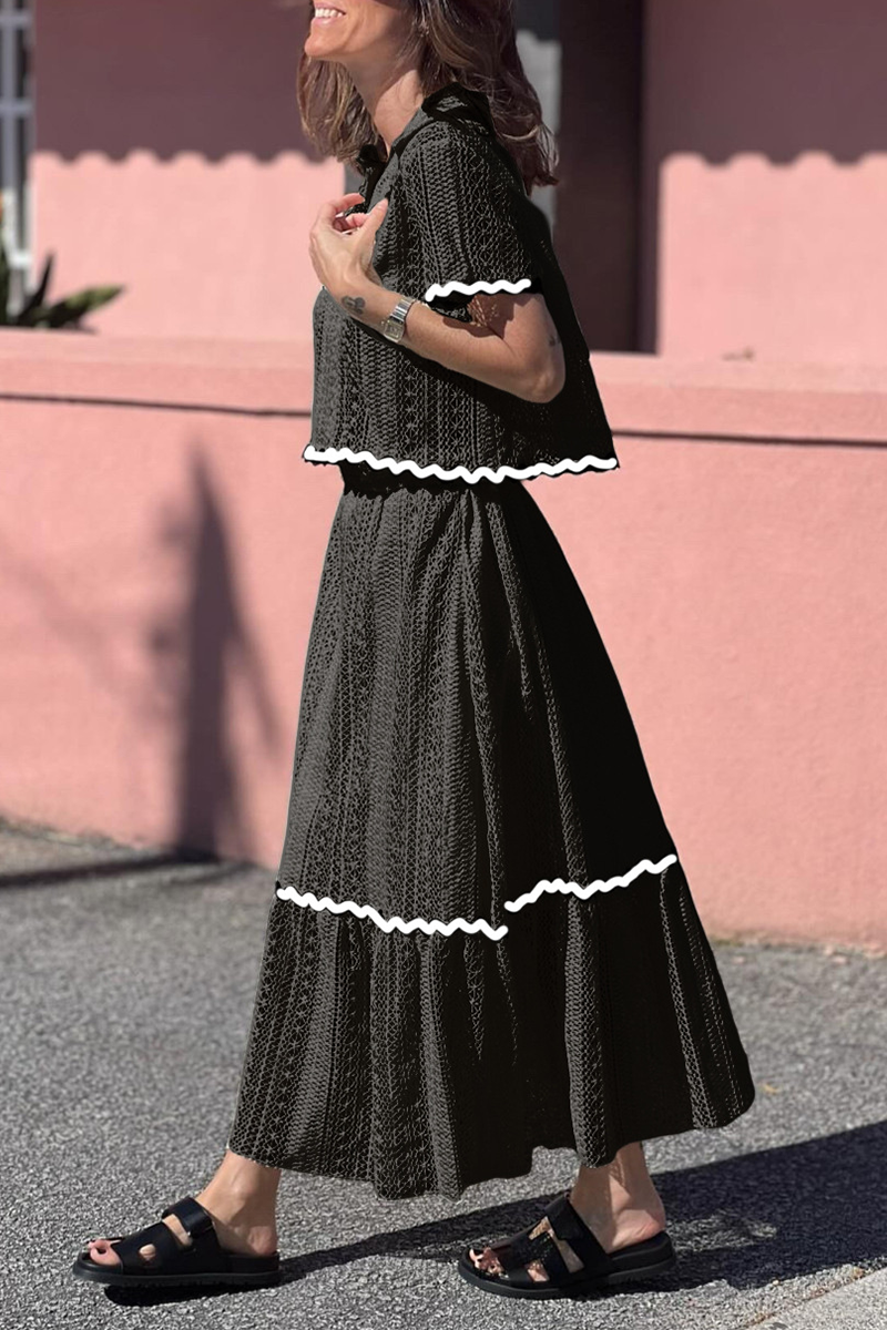 Gracefully Styled Garment for Any Occasion
