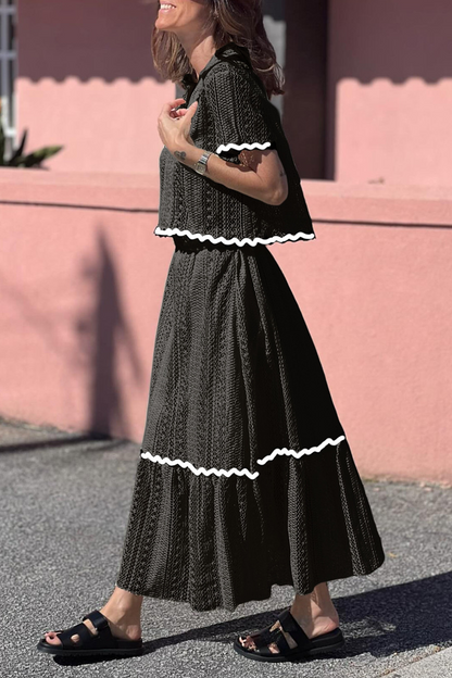 Gracefully Styled Garment for Any Occasion