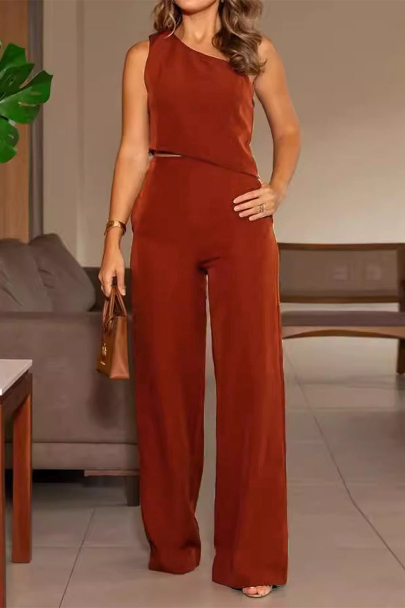 Sophisticated Garment with a Clean Classic Look