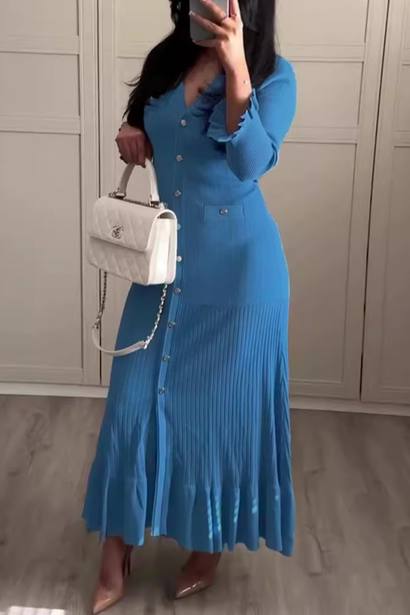 Effortlessly Elegant Dress with a Timeless Design