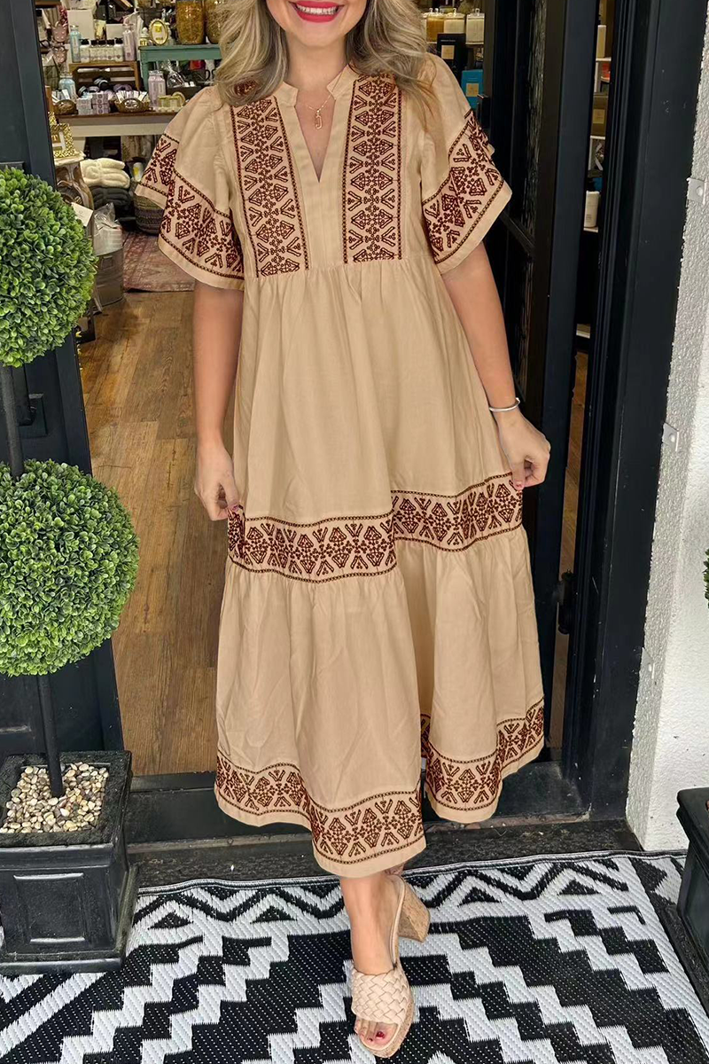 Classic Vintage & Enduringly Stylish Dress