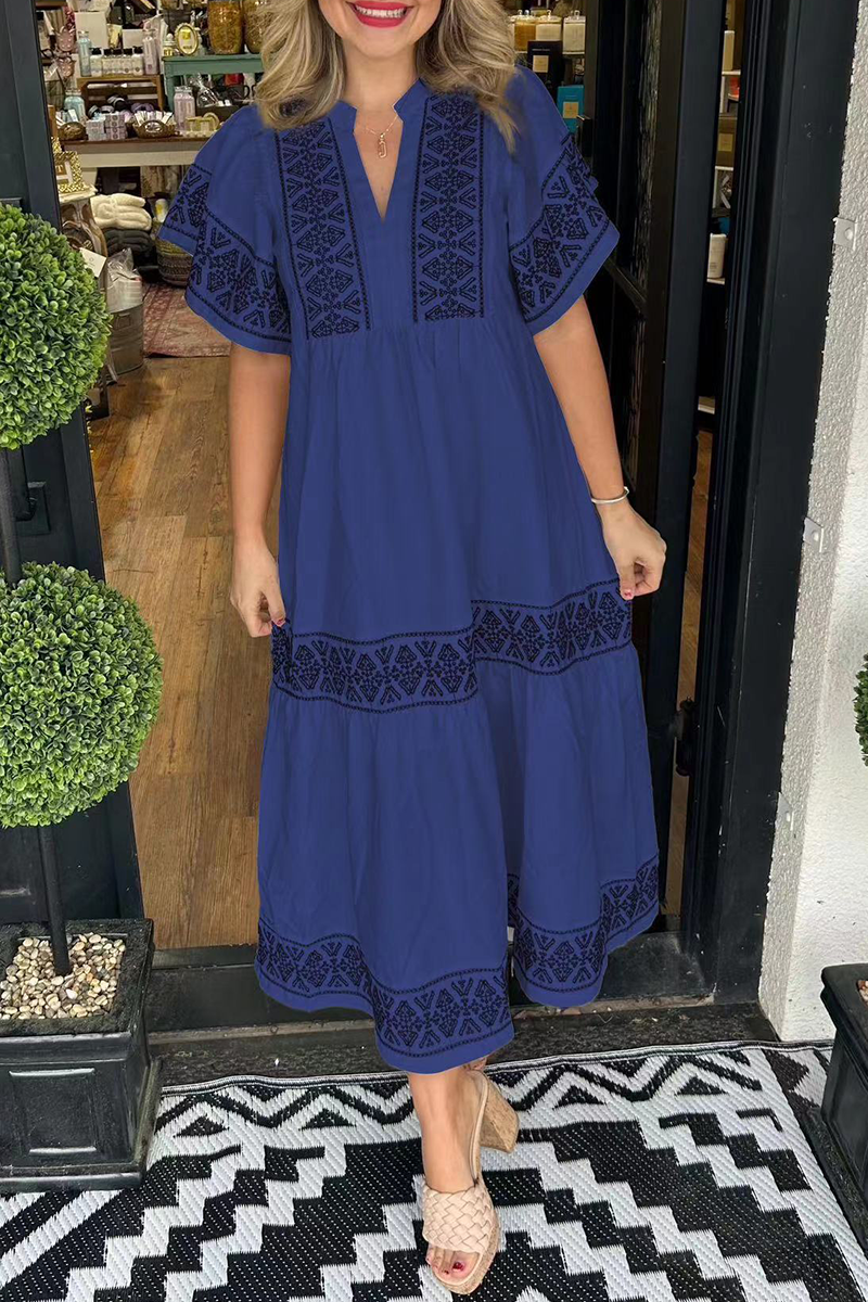 Classic Vintage & Enduringly Stylish Dress