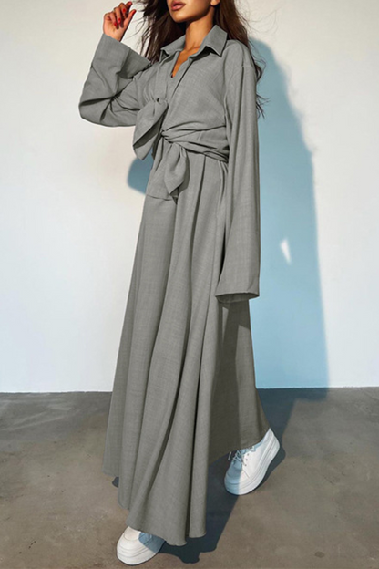 Effortlessly Elegant Garment with a Timeless Design