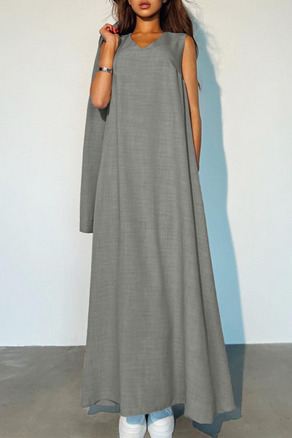 Effortlessly Elegant Garment with a Timeless Design
