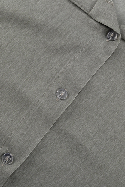 Effortlessly Elegant Garment with a Timeless Design