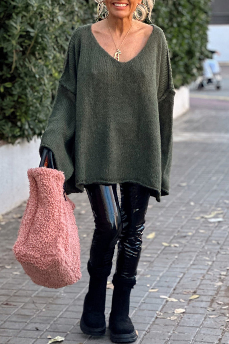 Classic Vintage Sweater with a Flattering Fit