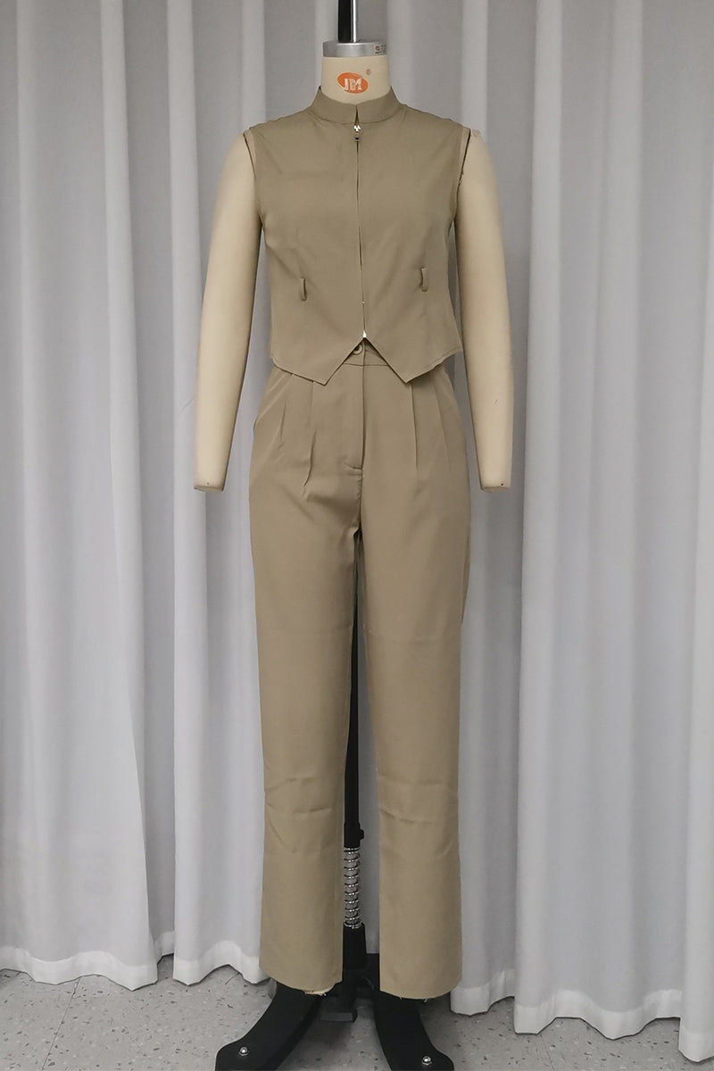 Sophisticated Garment with a Clean Classic Look