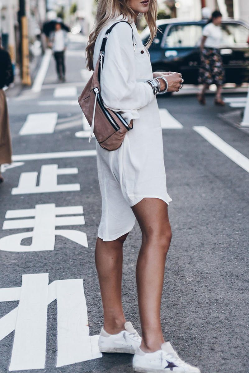 Effortlessly Elegant Garment with a Timeless Design