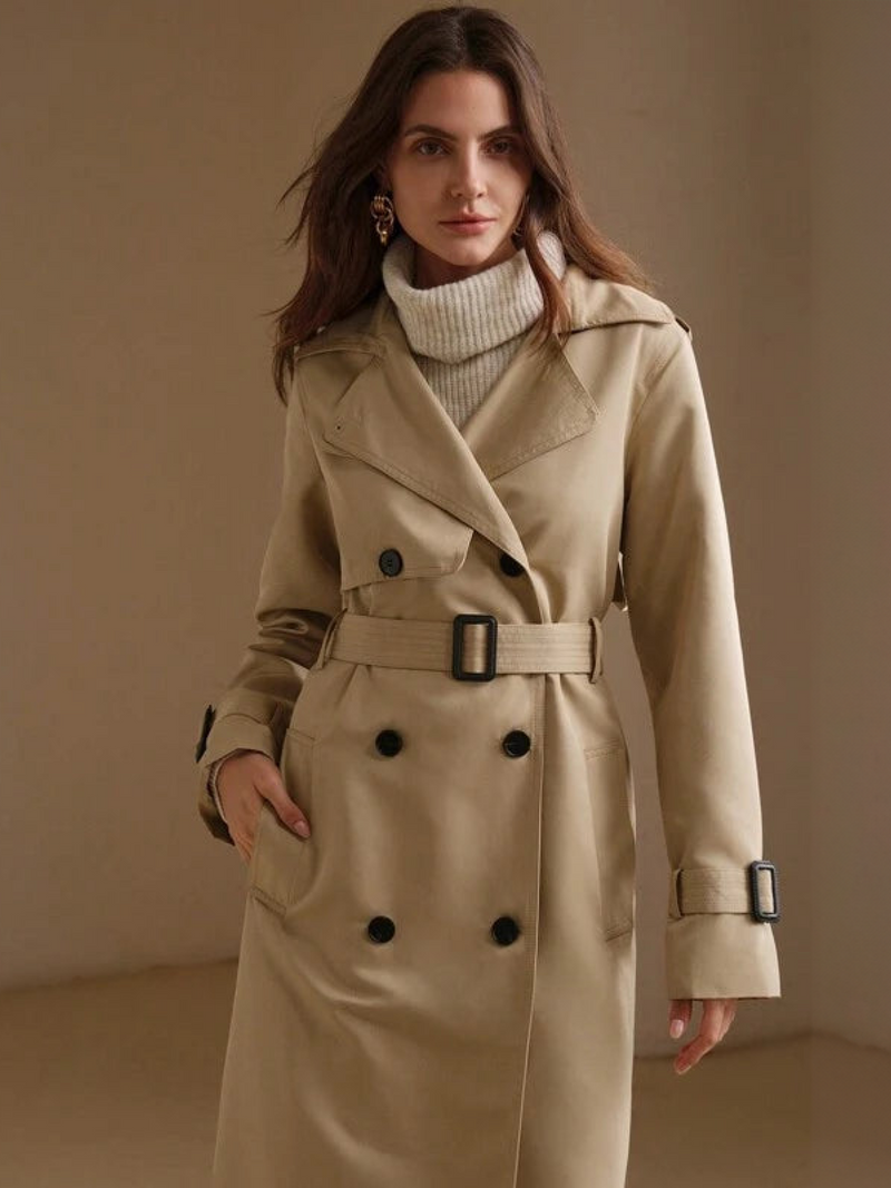 Effortlessly Elegant Coat with a Timeless Design