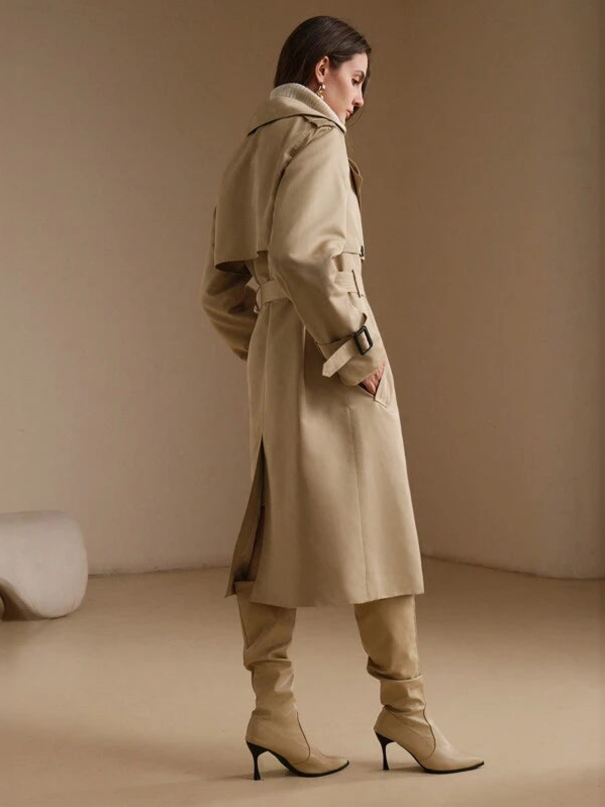 Effortlessly Elegant Coat with a Timeless Design