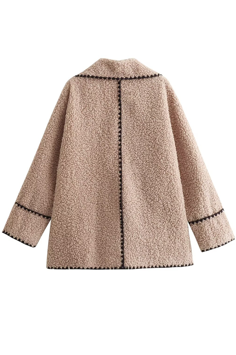 Well Tailored Garment with a Graceful Silhouette