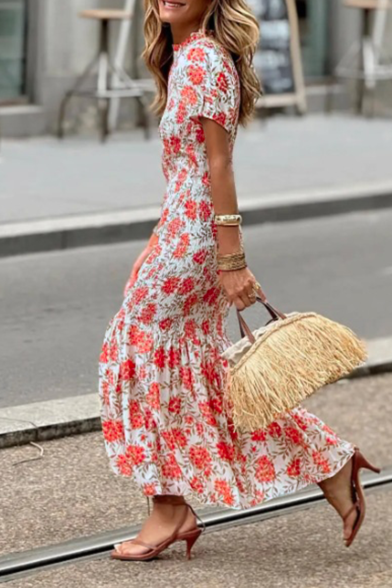 Classic Vintage & Enduringly Stylish Dress