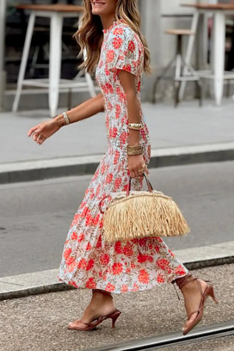 Classic Vintage & Enduringly Stylish Dress