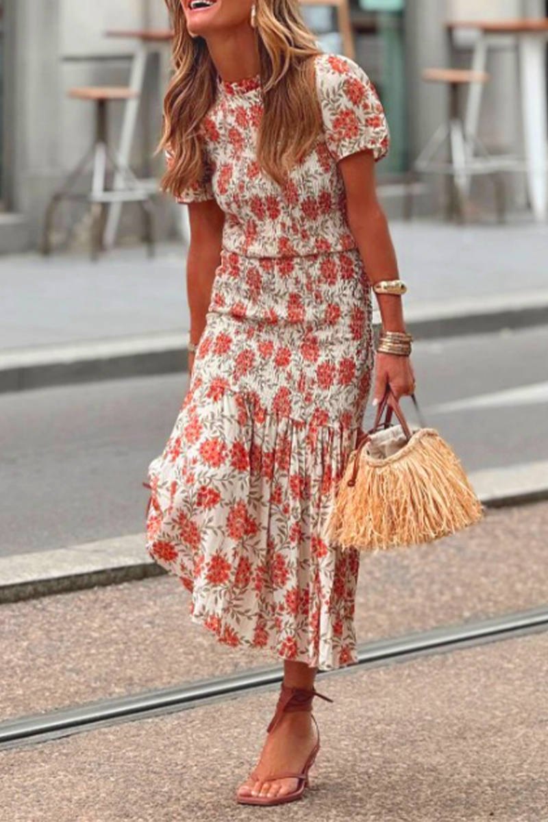 Classic Vintage & Enduringly Stylish Dress
