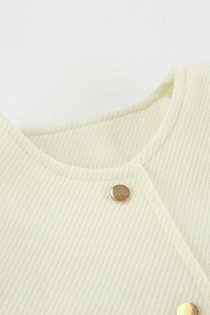 Gracefully Styled Garment for Any Occasion