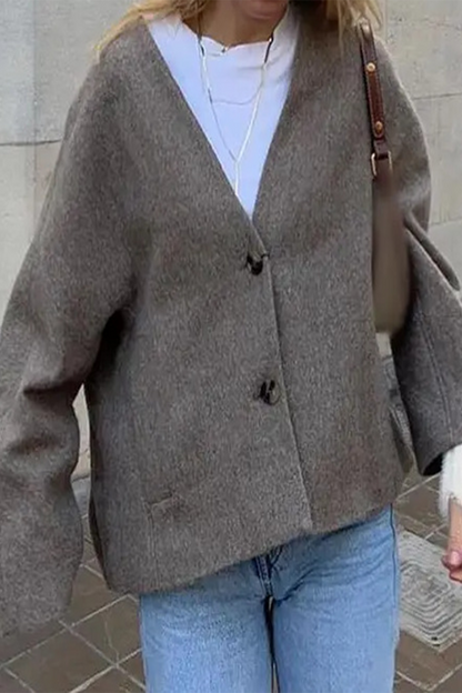 Sophisticated Garment with a Clean Classic Look