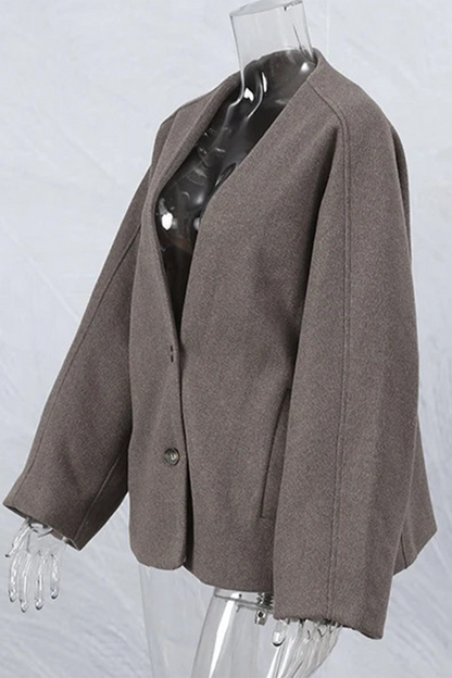 Sophisticated Garment with a Clean Classic Look