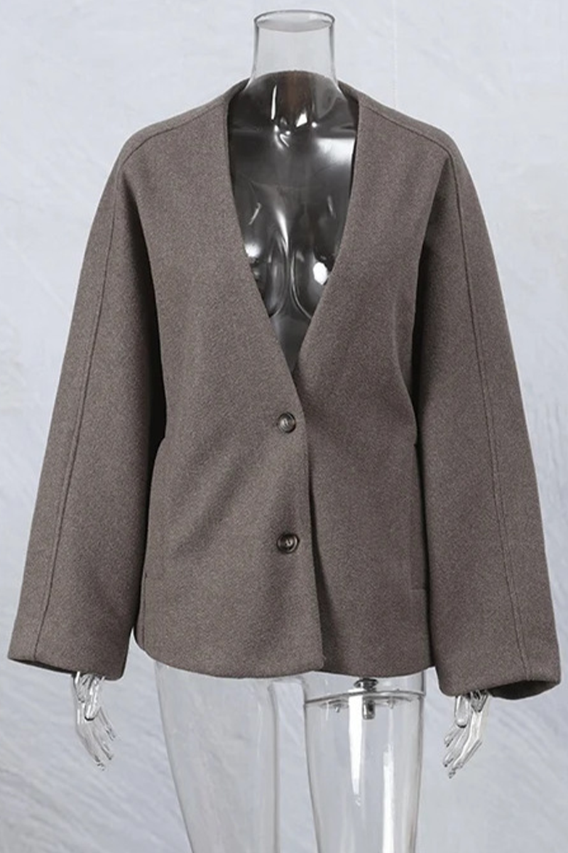 Sophisticated Garment with a Clean Classic Look