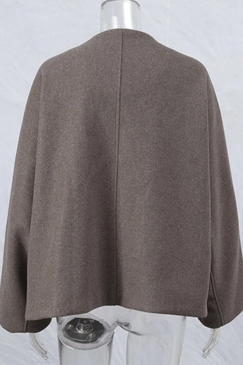 Sophisticated Garment with a Clean Classic Look